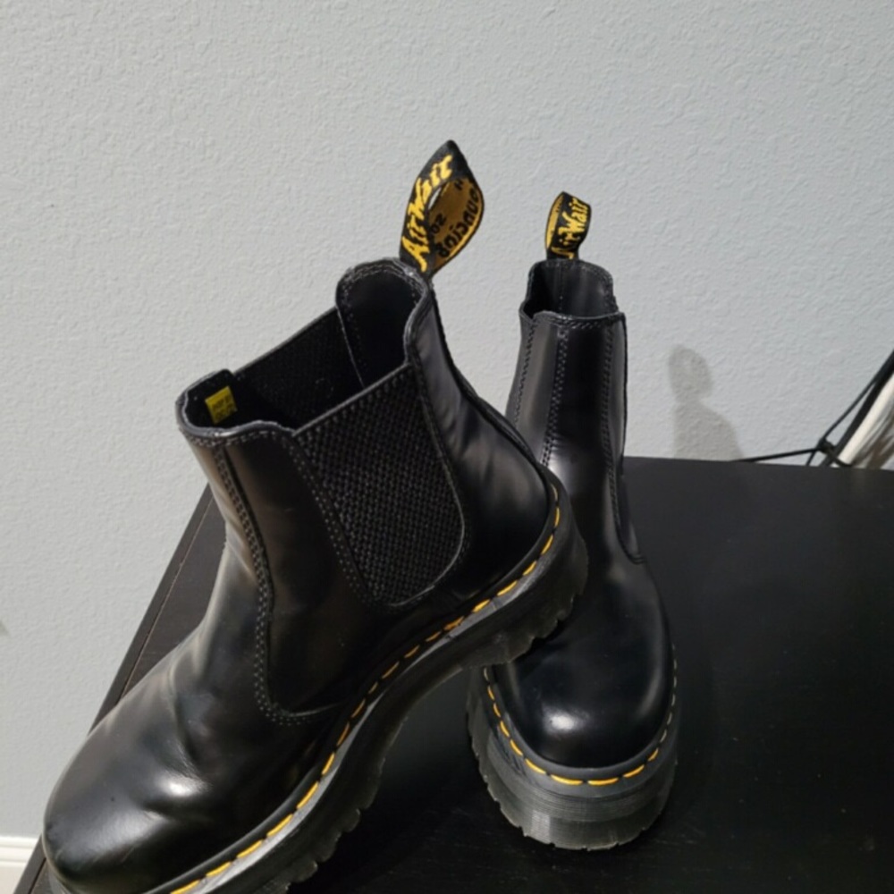 Dr Martens Chelsea Platforms